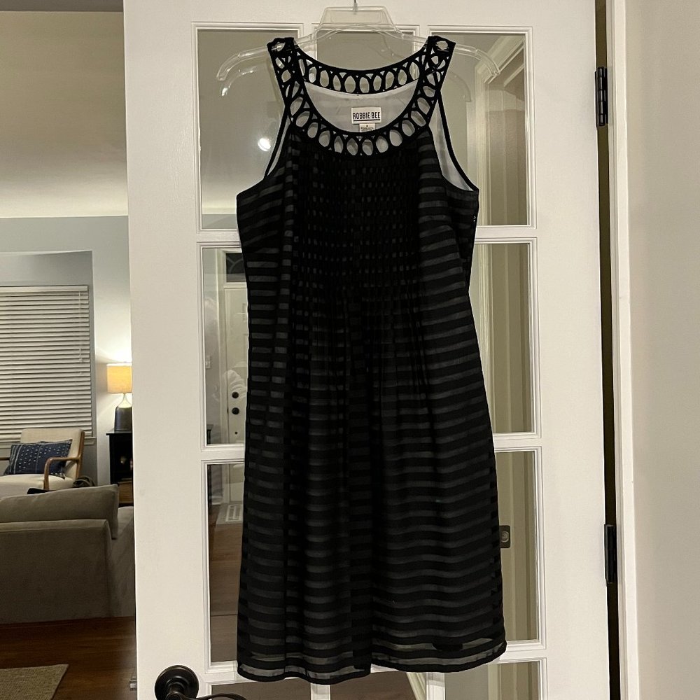 Black Scalloped Robbie Bee Dress
